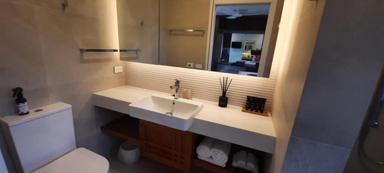 Hôtel Luxury By The Basin à Sanctuary Point Extérieur photo