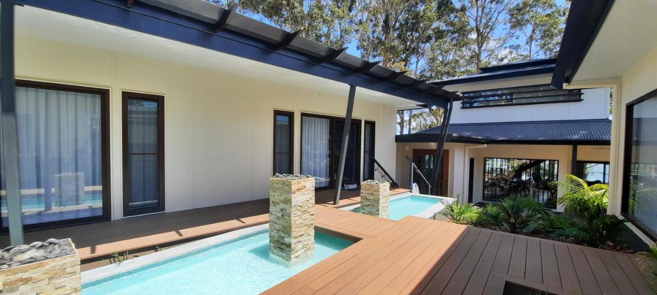 Hôtel Luxury By The Basin à Sanctuary Point Extérieur photo