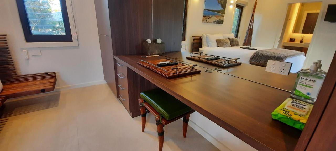 Hôtel Luxury By The Basin à Sanctuary Point Extérieur photo